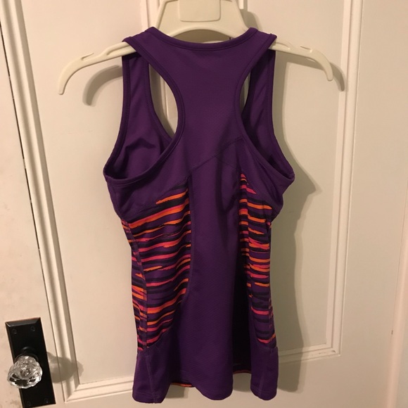 Athletic tank top - Picture 2 of 3